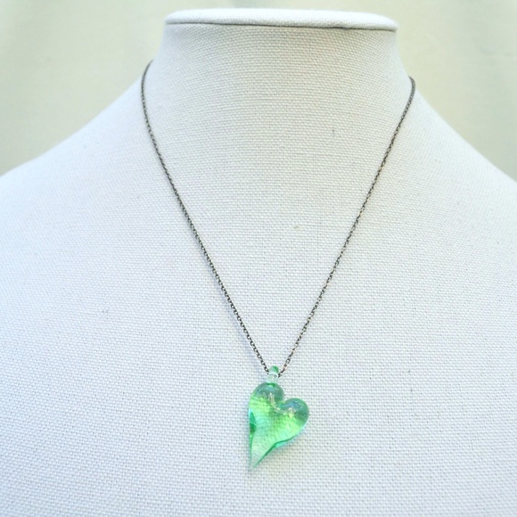 Glass Heart Necklace - Picture 1 of 2